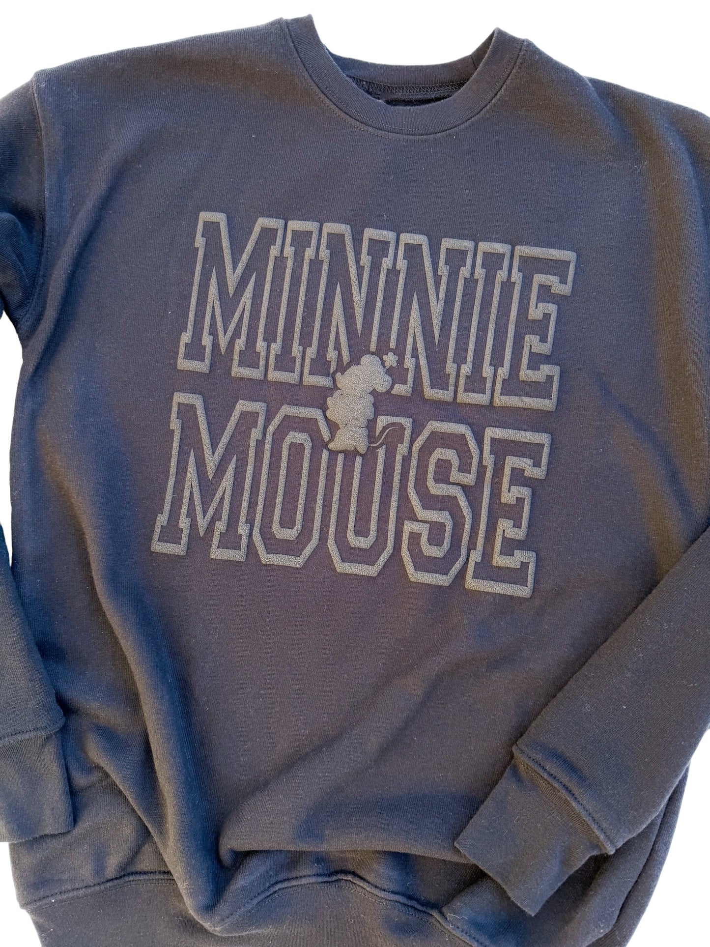Minnie - Black Puff
