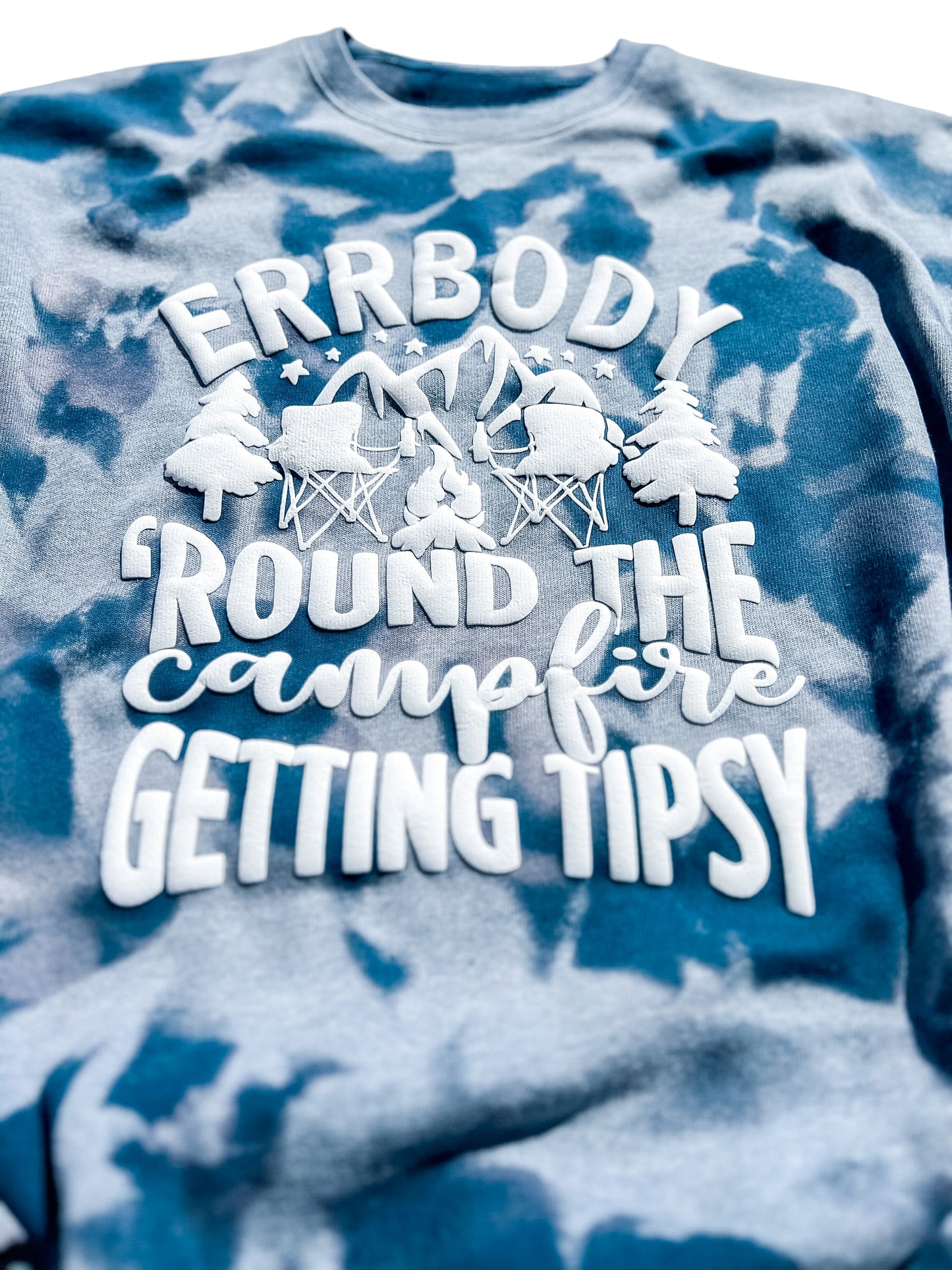 Eerbody 'round the campfire - BLEACH SHIRTS