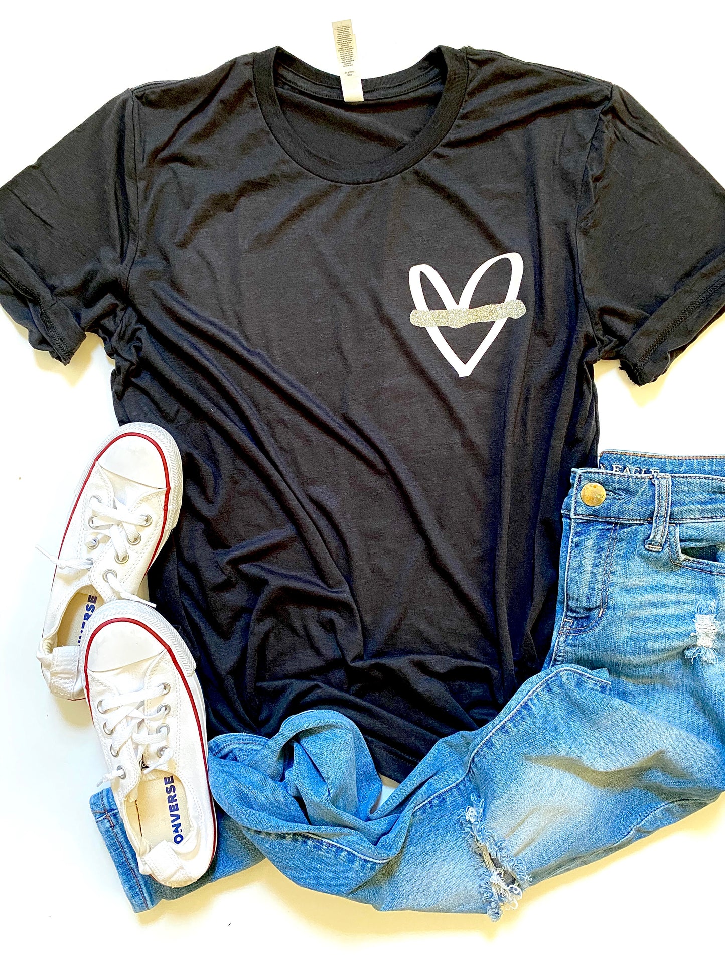 Thin silver line heart- Pocket design